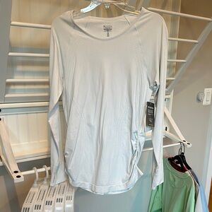 Athleta NWT white speedlight glow top size Large